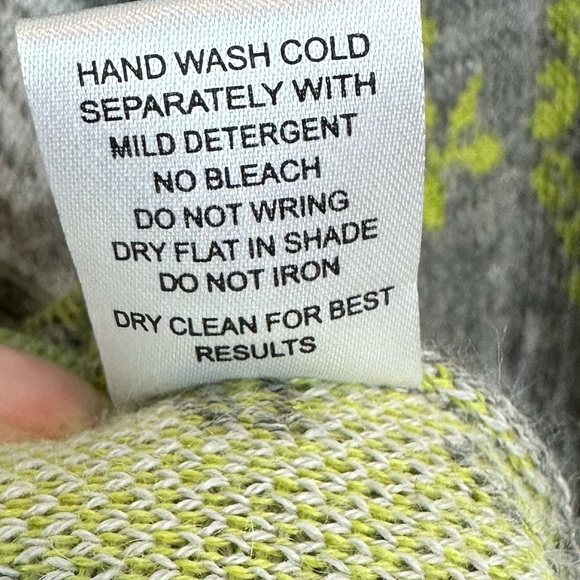 Novica Alpaca Gray Floral Long Cardigan Coat M - Picture 14 of 15